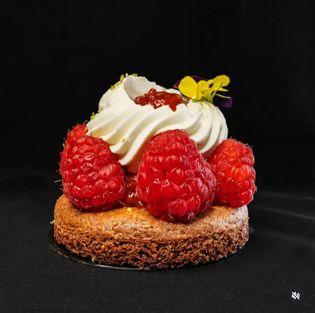 Tartelette framboises et poivrons rouges